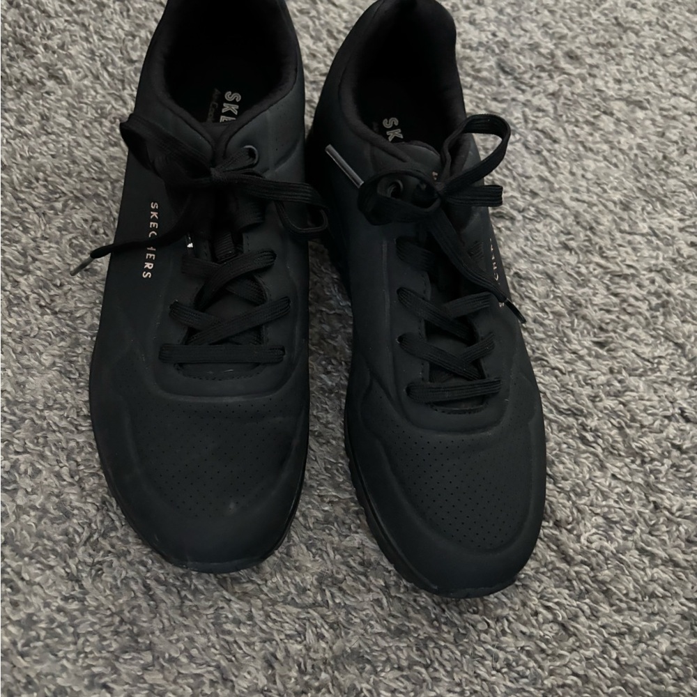 Skechers Women’s Black Sneakers